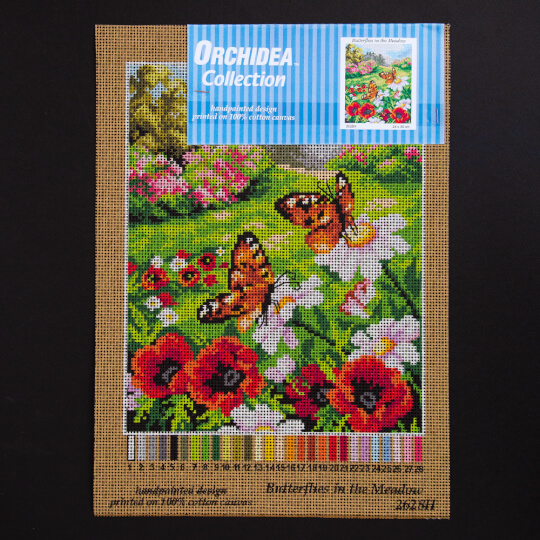 ORCHİDEA 24 x 30 cm Çiçeklerdeki Kelebekler Baskılı goblen 2628H