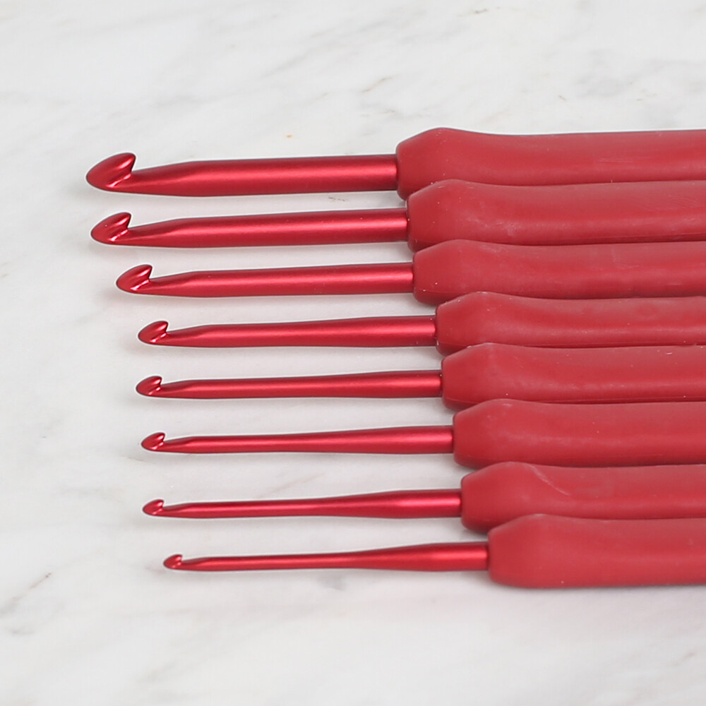 Tulip Etimo Red Crochet Hook with Cushion Grip Set Hobiumyarns