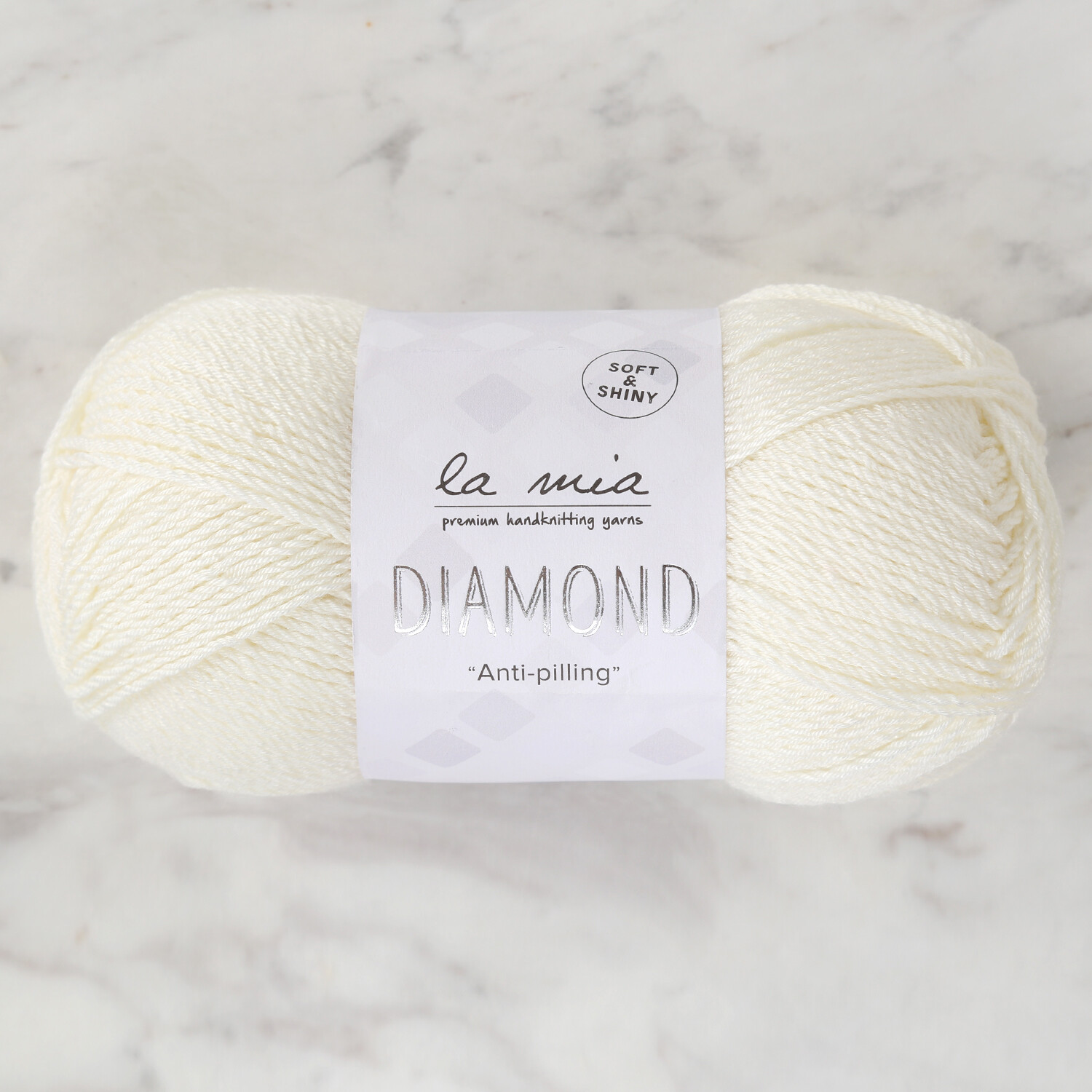 La Mia Diamond Yarn, Light Cream - L085 - Hobiumyarns